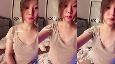 2025年9月最新新人【十七岁】这个真是稀有物种，太纯了，好乖巧，奶子都没发育完成就下海，特写粉穴，掰开一夹一夹的吸 (3)